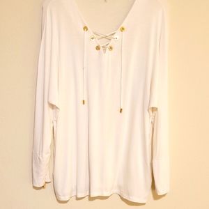 Calvin Klien Size L white top with gold accents